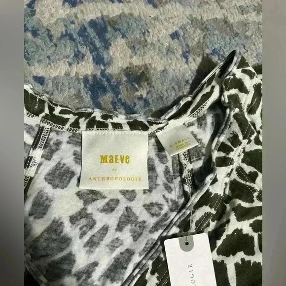 NWT Anthropologie Maeve giraffe tshirt xsmall - Picture 3 of 3